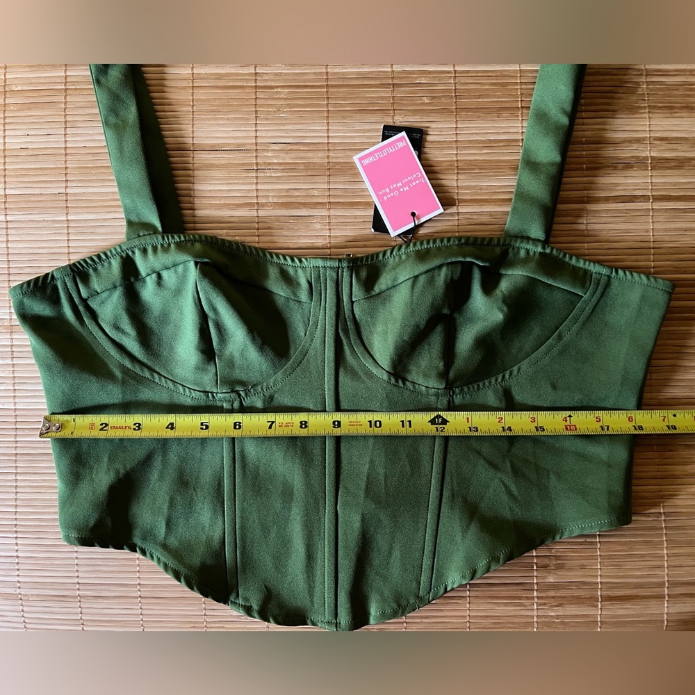 PrettyLittleThing Olive Green Bustier Crop Top - Picture 3 of 3
